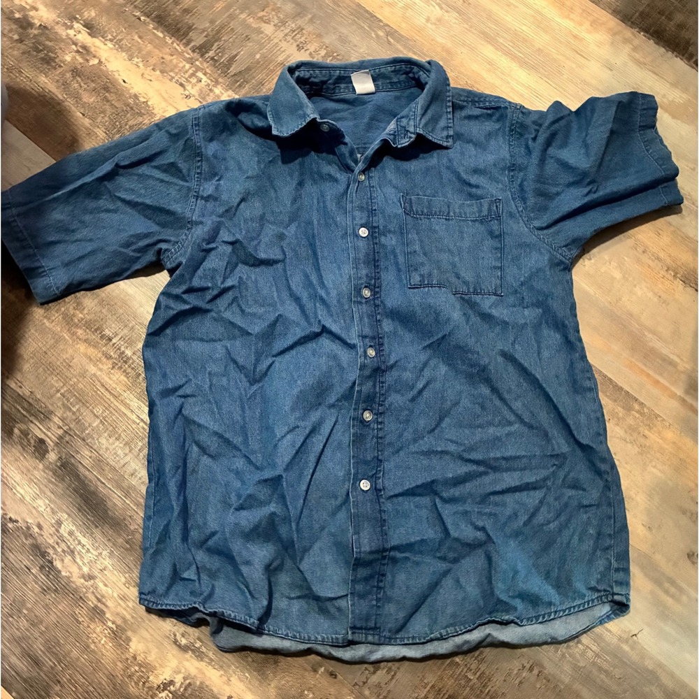 Open Trails Denim Shirt Womens Medium Blue Short Sleeve Button Down Cotton Top